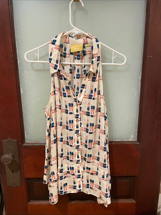 Maeve Tops - Maeve Cream Sleeveless Button-Front Top with Navy and Coral Lipstick Print